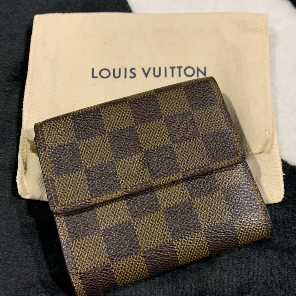 Louis Vuitton Damier tri fold wallet
